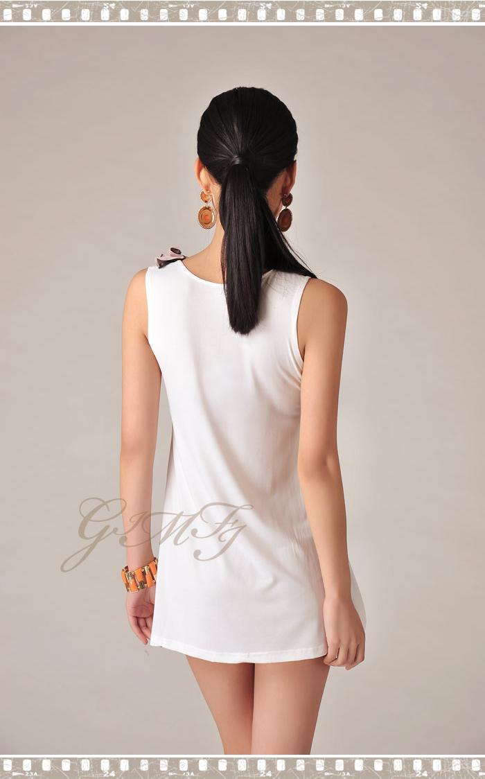 sleeveless short frock for women